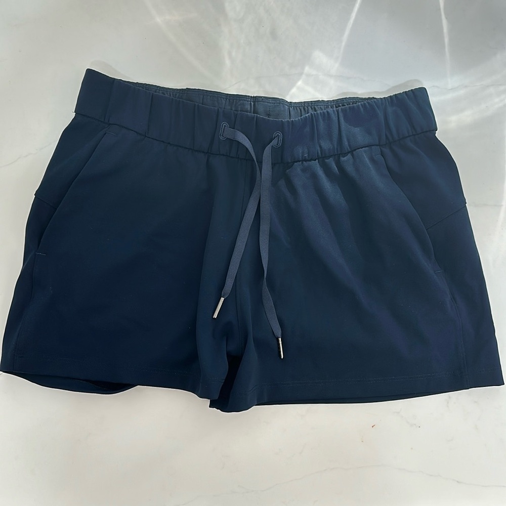 Navy lulu shorts
